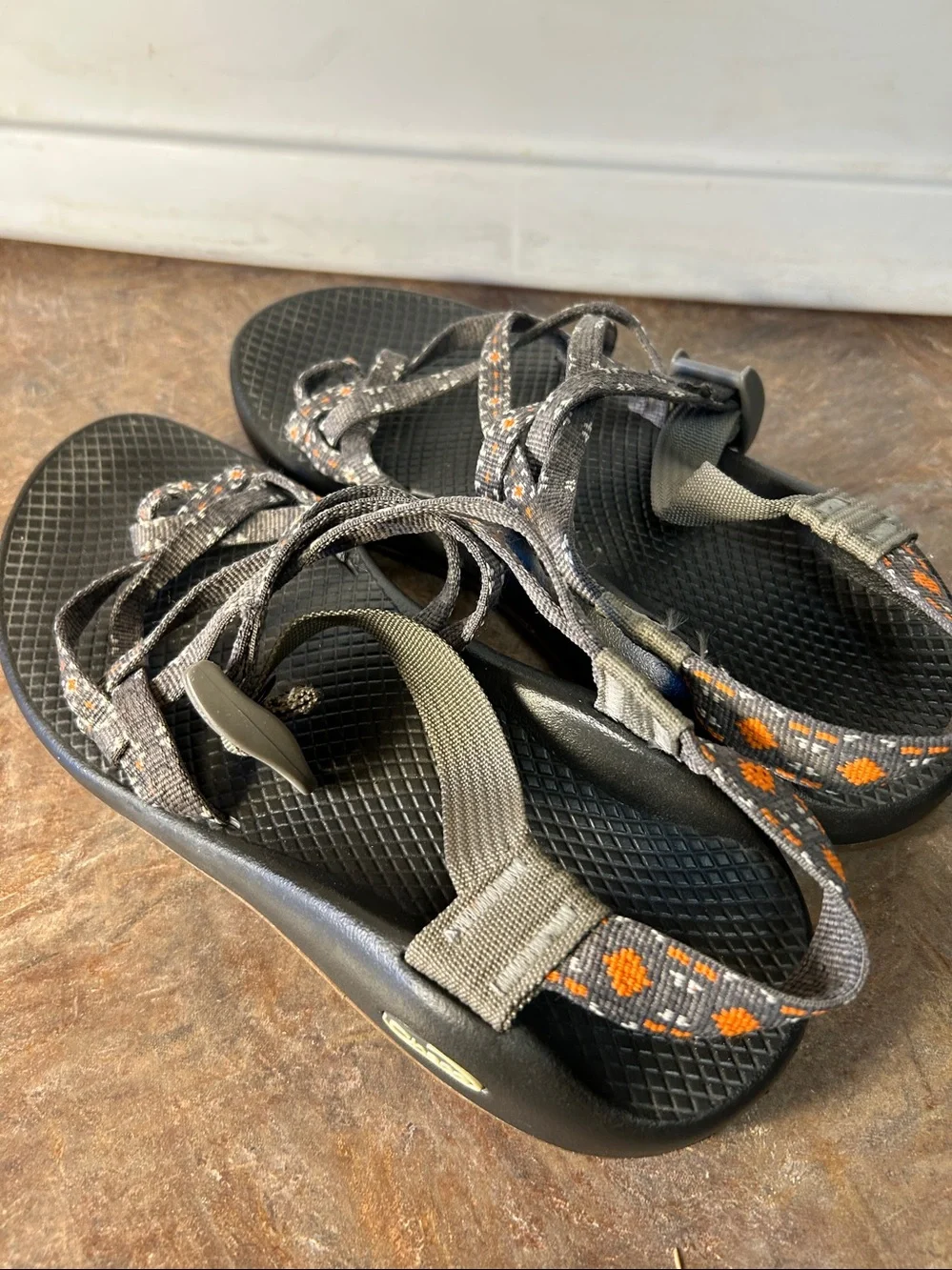 Chaco Golden Creed ZX2 Floral Double Strap Hiking Walking Sandals Sz8